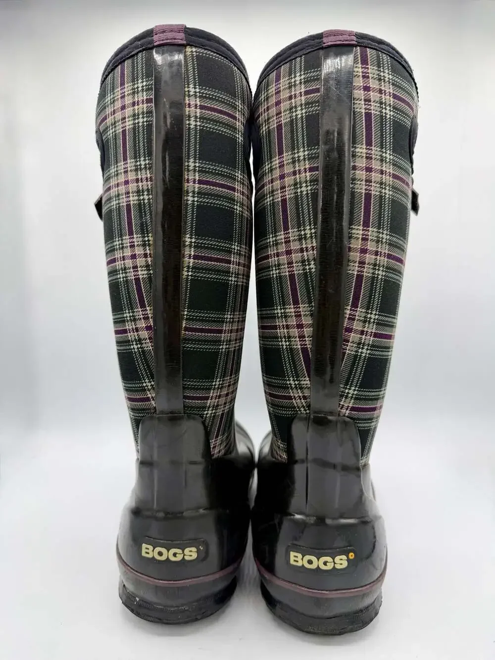BOGS Classic Winter Plaid Tall Waterproof Boots Womens 8 Black Purple 71536